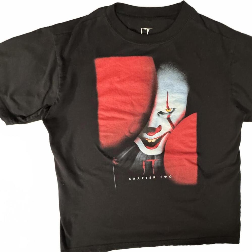 Pennywise IT Chapter Two T-Shirt Size Small Halloween‎ Horror Official Graphic